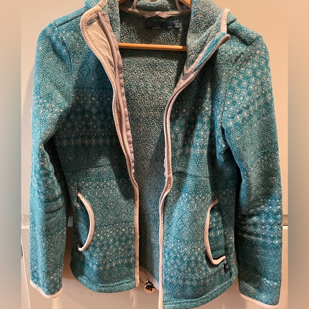 Prana fleece sweatshirt